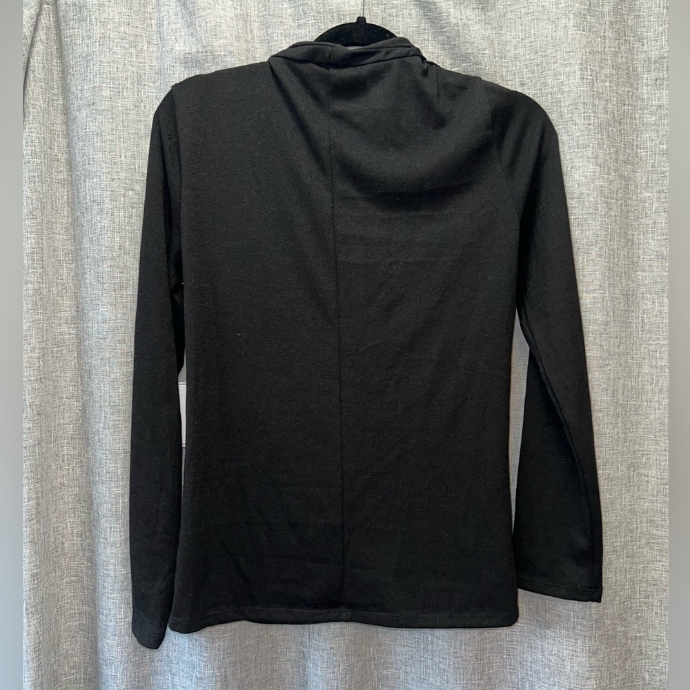 Women's 1 State Wrap top Medium NWT - Picture 3 of 5